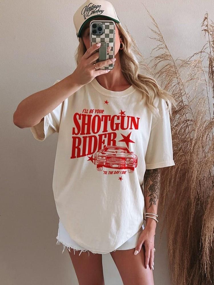 I'L Be Your Shotgun Rider Red Graphic, Cowboy Carter Shirt, Beyhive Exclusive Unisex T-Shirt