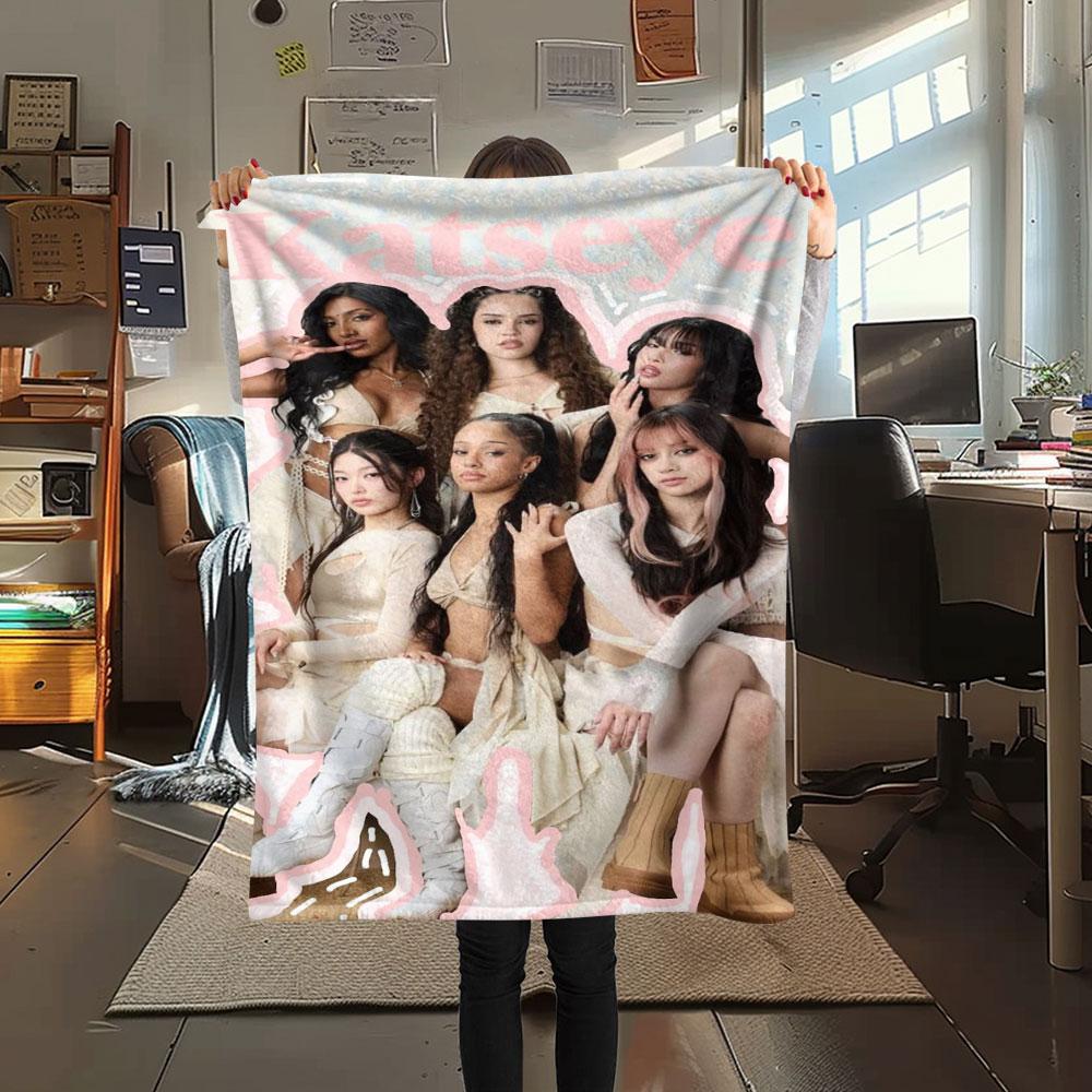 1PC KATSEYE Patterned Flannel Blanket Suitable For All Seasons for Home Decor Warmth and Comfort Gifts Holiday Present