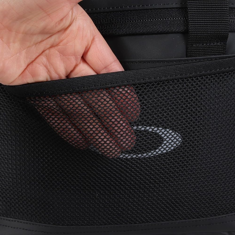 FOS901988 ESSENTIAL COOLER BOX M U [Oakley] 9.0, (022) BLACK/WHITE,