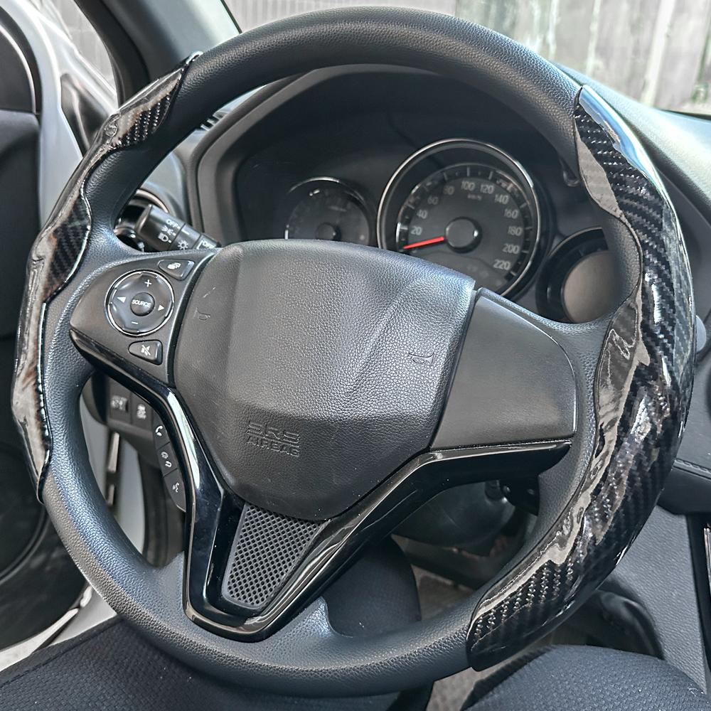 Universelle Auto-Lenkradabdeckung Anti-Rutsch Helles Glanz-Kohlefaser-Textur Lenkrad-Dekorationszubehör 14,5-15 Zoll