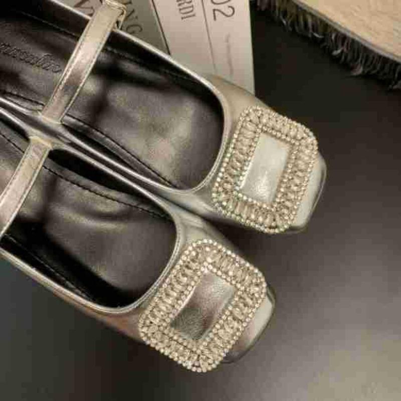 Liten invändig höjdökning 5CM enkelsskor dam silver enordsspänne rem medelhög klack Mary Jane-skor strass högklackade skor