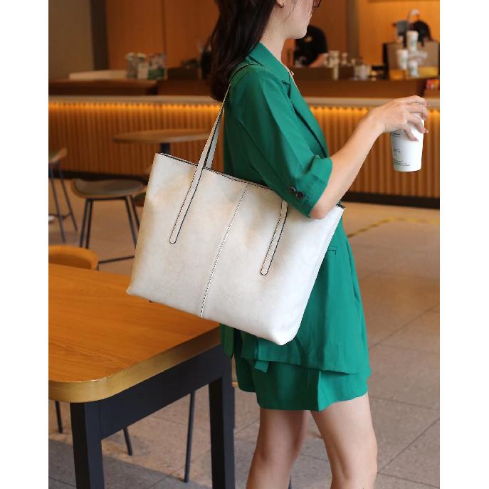 

Genuine Leather Women s Bag 2025 New Cowhide Simple Versatile Large Capacity Handbag Tote Bag