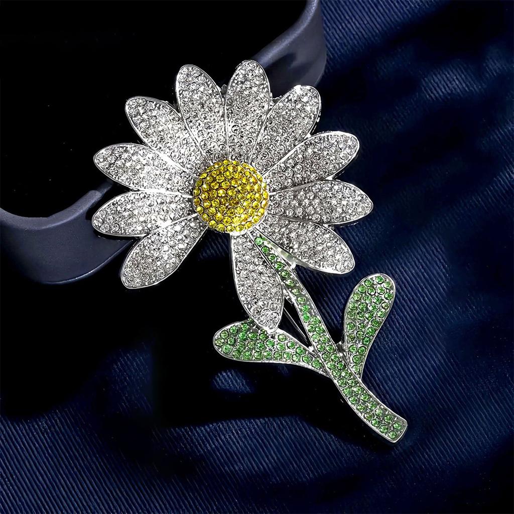 Elegant Daisy Brooch, Unisex Daisy Accessories, Suit and Dress Accessories, Can Be Worn All Year Round, Perfect Jewelry Gift