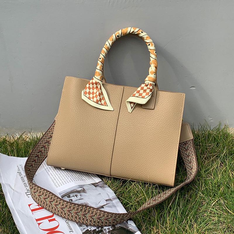 Leather women's bag casual crossbody shoulder bag portable niche large capacity women's high-end tote bag fashion