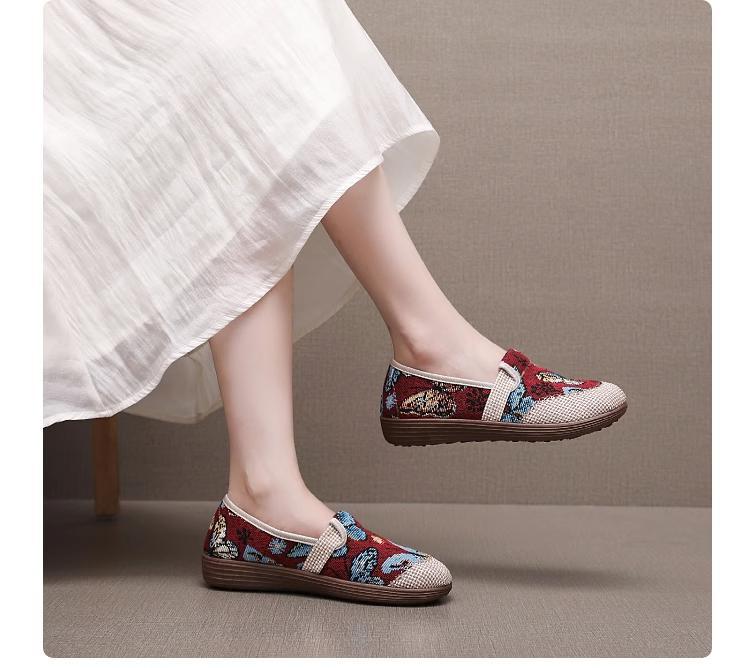 

Новая тканевая обувь женская обувь нескользящая мягкая подошва с мелким вырезом для среднего и пожилого возраста сетчатая обувь повседневная обувь 41