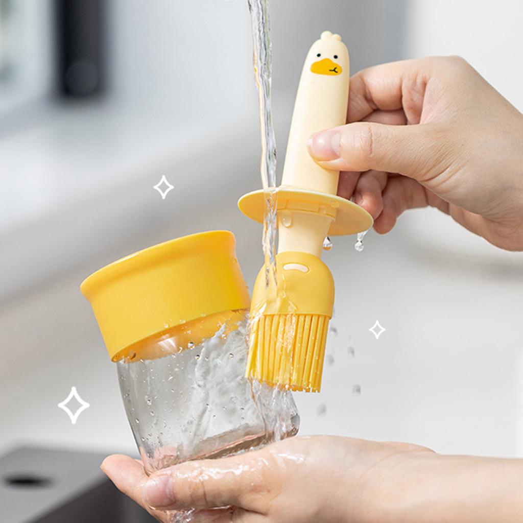 Pack of 1 Kitchen Silicone Oil Brush with Soft Bristles Reusable Silicone Basting Brush for Home Chefs and Bakers