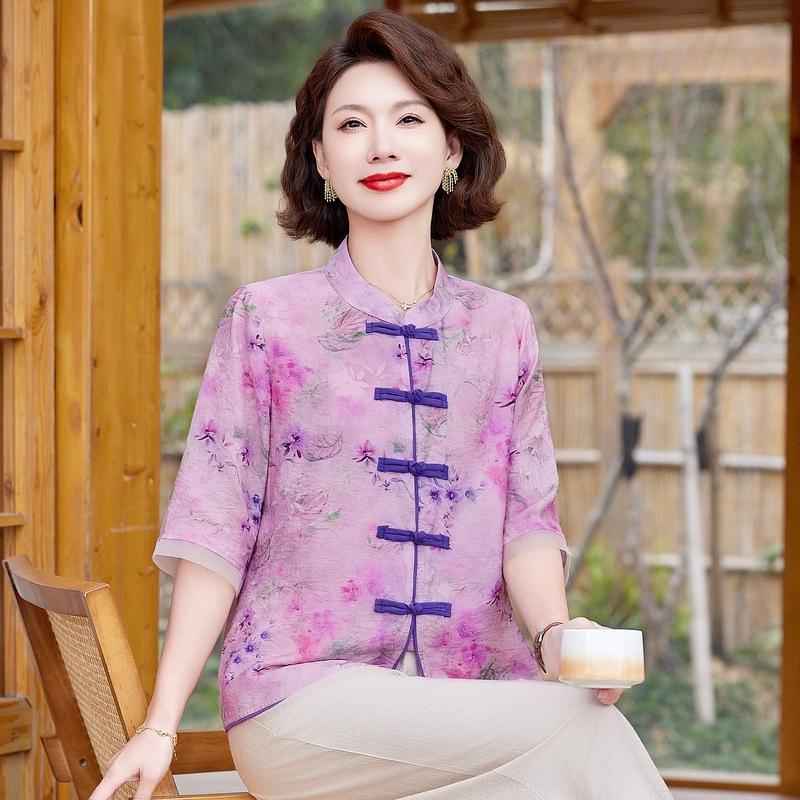 Mom's 2026 Summer Chinese-Style Silk Outfit: New Elegant Top and Thin Two-Piece Set for Middle-Aged and Elderly Women