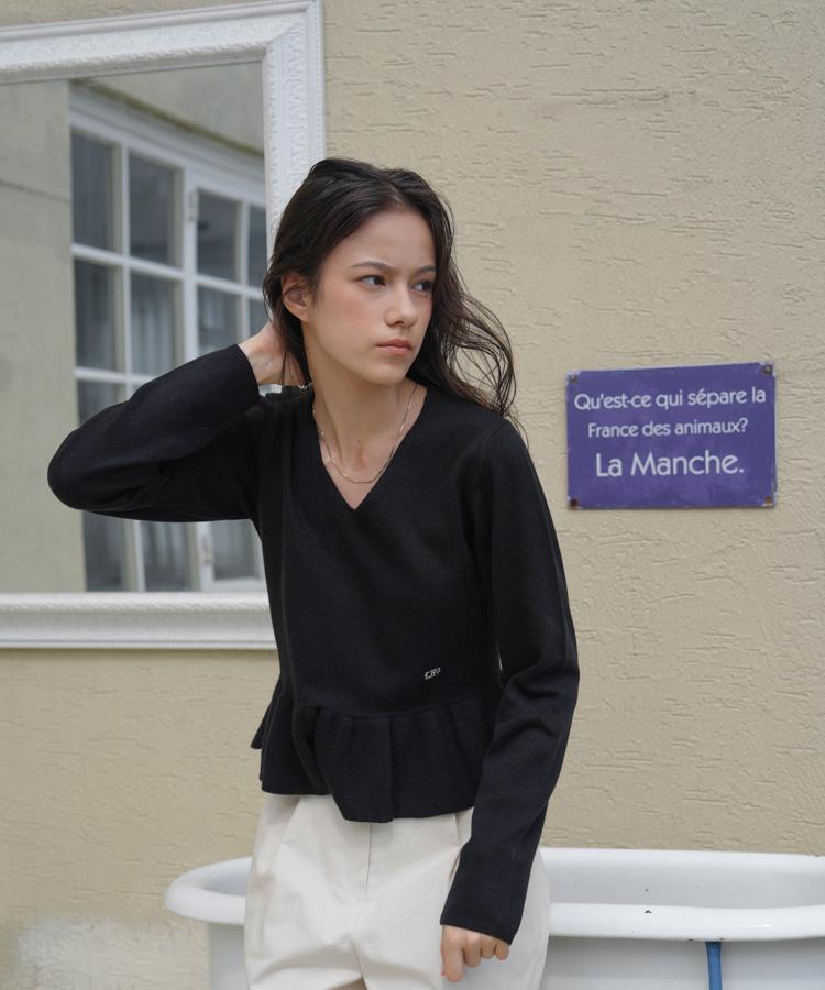 DEHEVE V-Neck Flare Shirring Knit [Black]