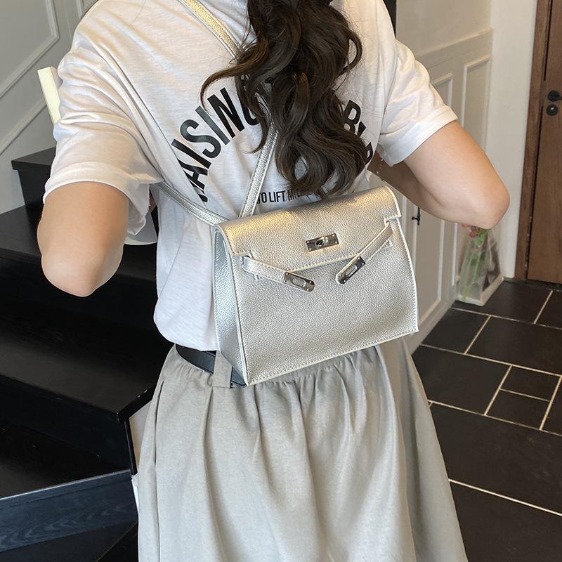New Fashionable Spring and Summer Simple and Fresh Double Shoulder Lock Texture Single Shoulder Crossbody Portable Small Square Bag