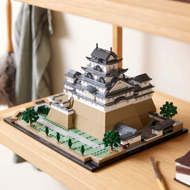 LEGO 21060 Himeji Castle Block Toys