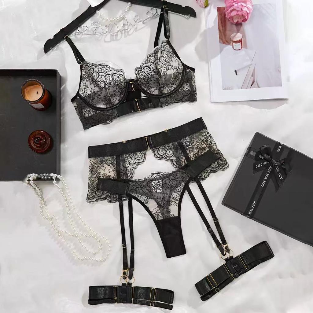 New Lace Embroidered Metal Buckle Sexy Lingerie Set Women's See-through Push Up Erotic Costume Fantasy Intimate Fancy Exotic Set