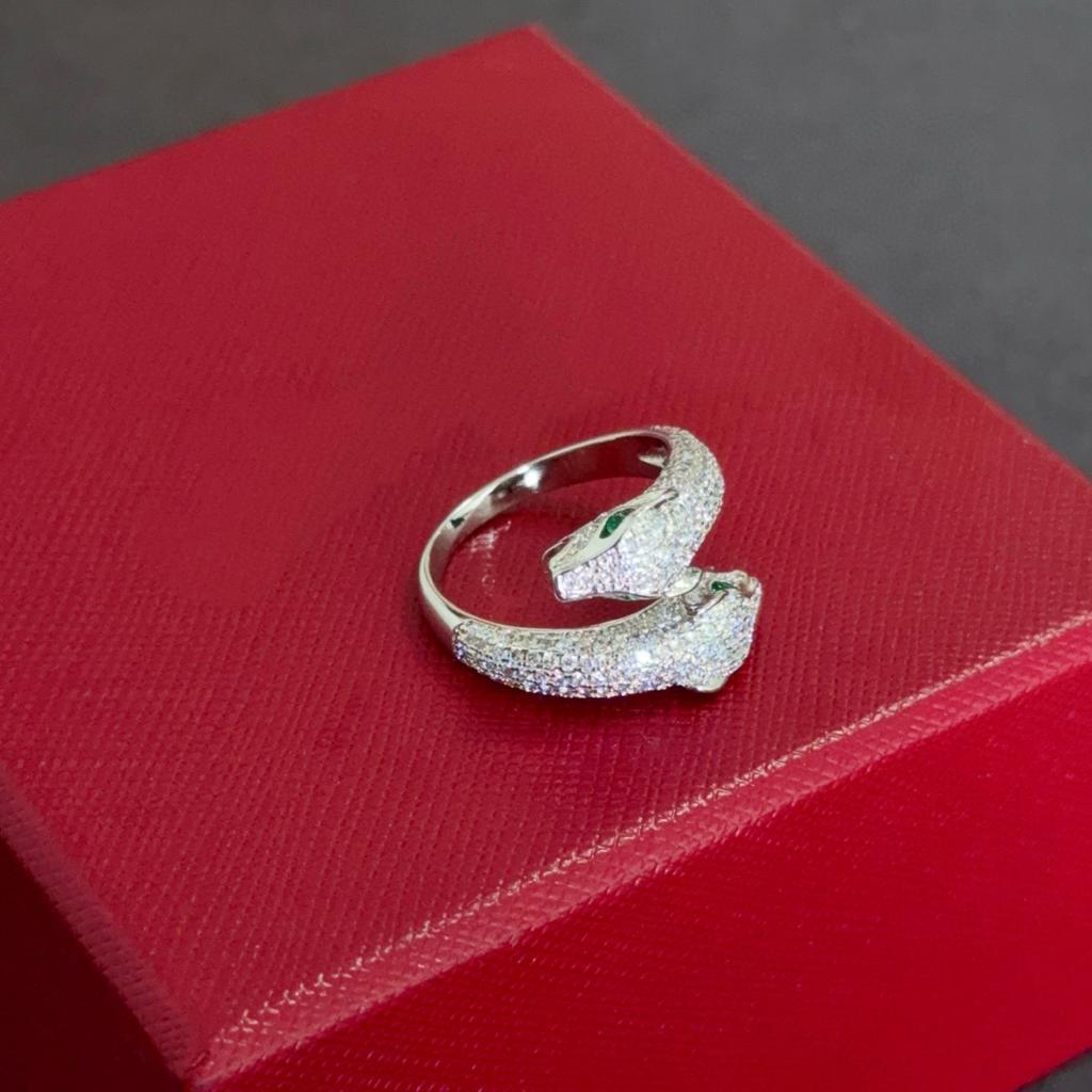 Three-colored Double-headed Leopard Ring with Diamonds for Daily Wear Exquisite Craftsmanship for Men and Women Gifts for Men and Women Birthday Gift