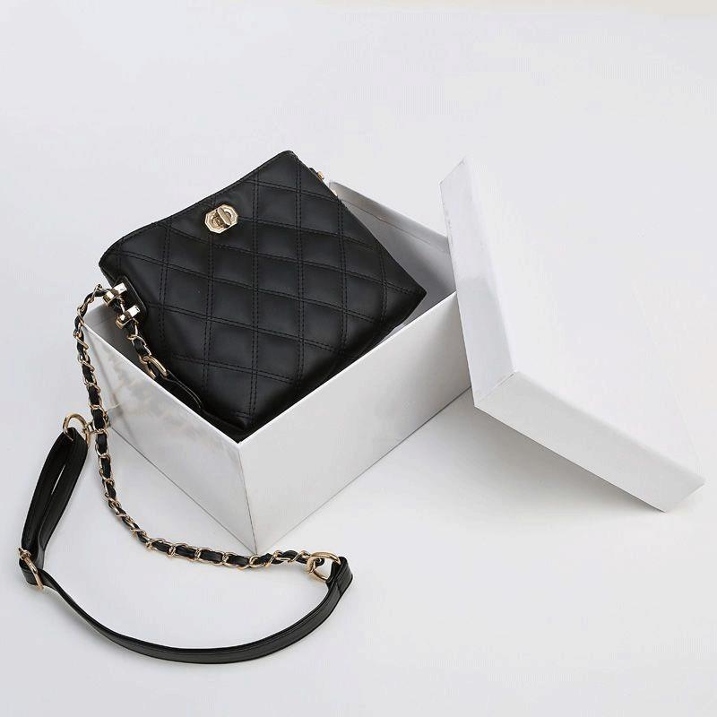Light Luxury Niche Bag New Trendy Versatile Diamond Women's Bag Fashion Messenger Lock Chain Bag