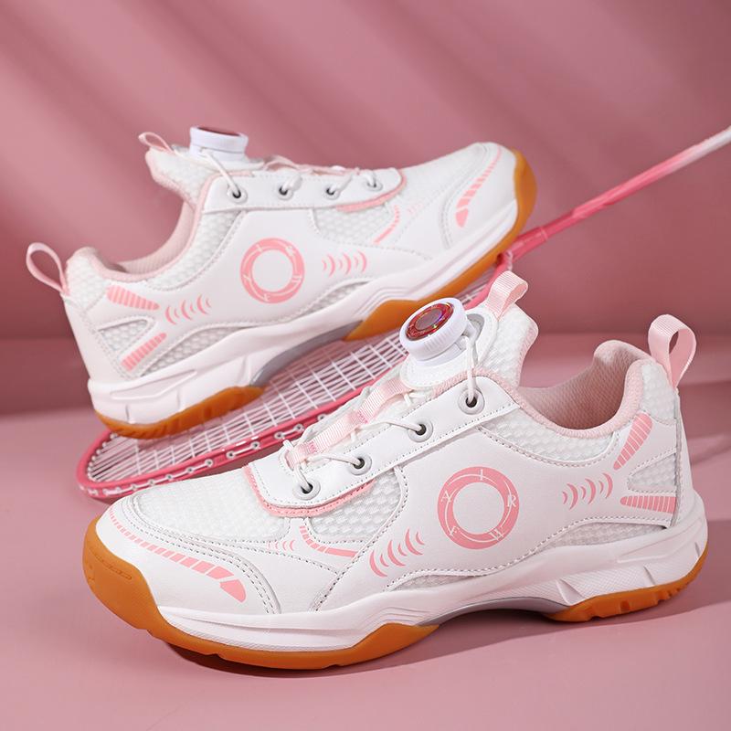 Children's Non-Slip Badminton Shoes for Boys and Girls - Soft-Soled, Wear-Resistant Sports Trainers for Autumn/Winter.
