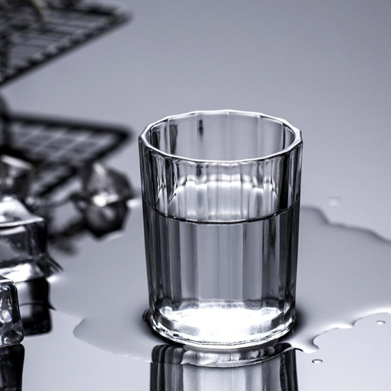 90ml/71ml Sklenice na víno s tlustým dnem Malá klasická sklenice na destiláty Luxusní sklenice na whisky Špičková sklenice na zahraniční víno Barové doplňky