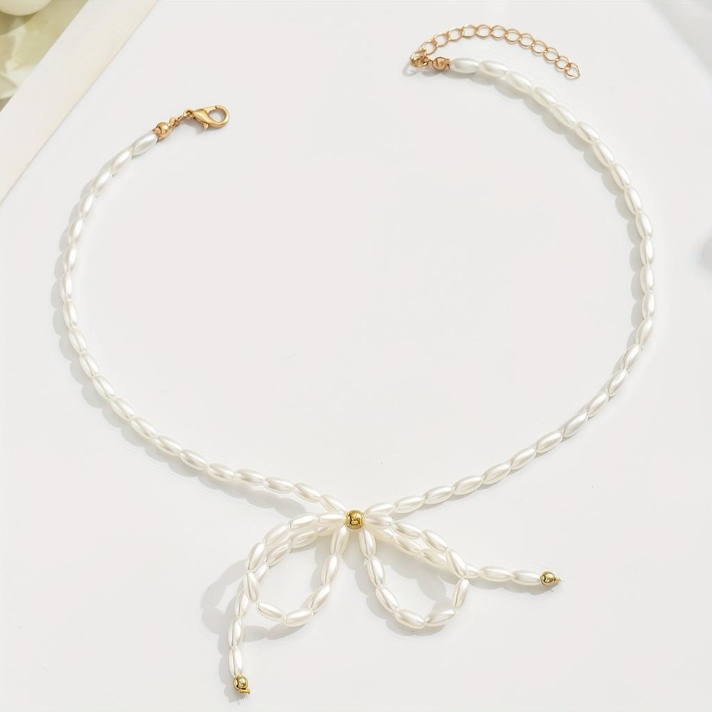 Women Fashion Retro Simple White Faux Pearl Bowknot Clavicle Necklace