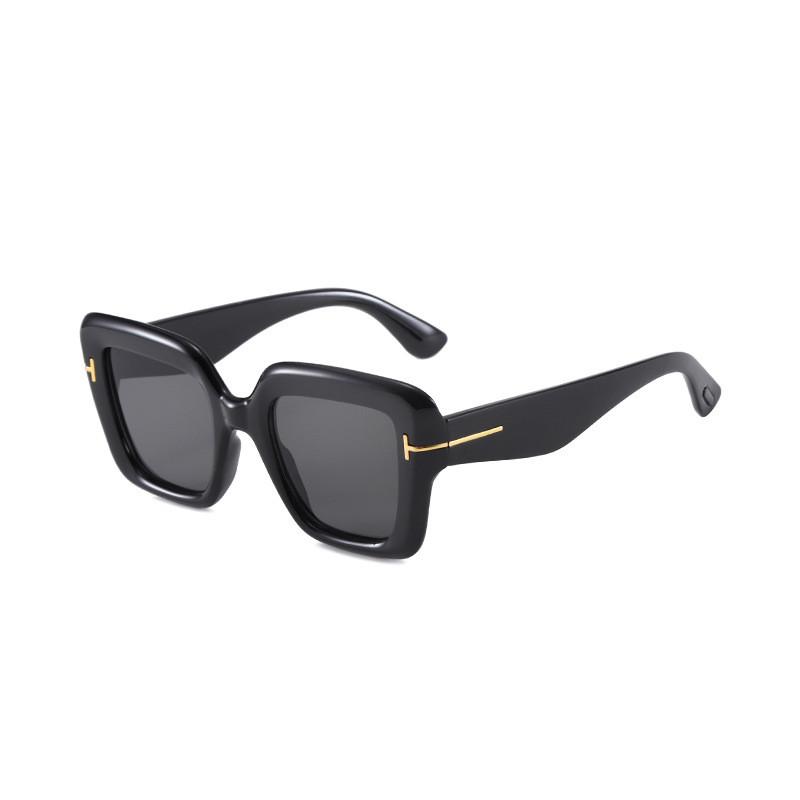 Fashion Square Sunglasses With Uv400 Protection For Trendy Outdoor And Party Wear BlackFrameGrey
