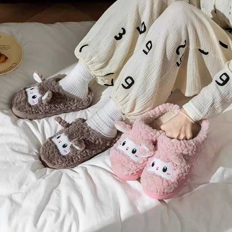 Cotton slippers winter 2025 new cute wool slippers non-slip thick bottom indoor velvet warm wool cotton mop