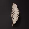 Elegant Feather Brooch, High-end Women's Fashion and Grace, Brooch Design Sense, Niche Brooch