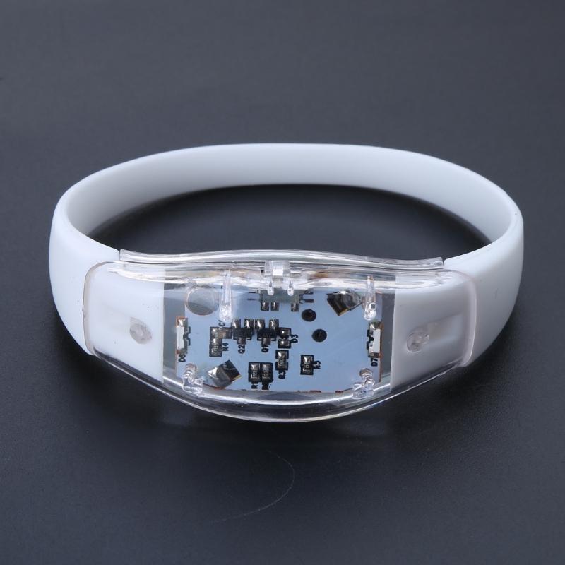 5 Stück Sprachaktivierte Sound Control LED Armbänder Blinkendes Silikon Armband Weihnachten Bar Konzert Festival Party Zubehör