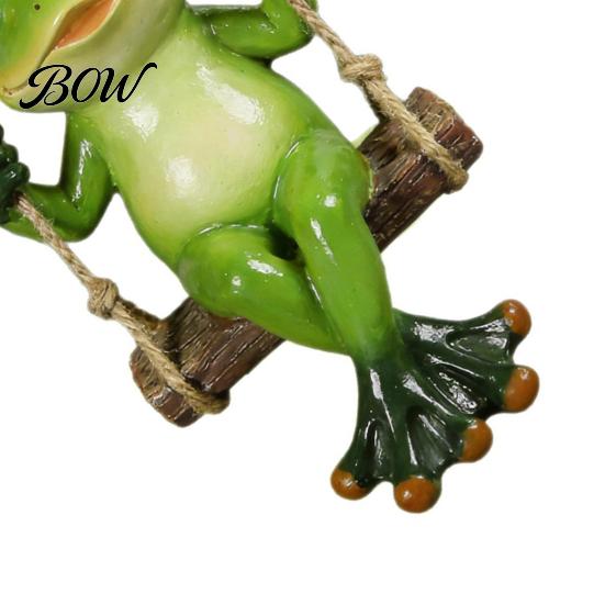 Backyard Balcony Plant Ornament Garden Swing Frog Statue, Resin Hanging Ornament, Whimsical Durable Synthetic Decor Cute Figurine for Front Porch Yard