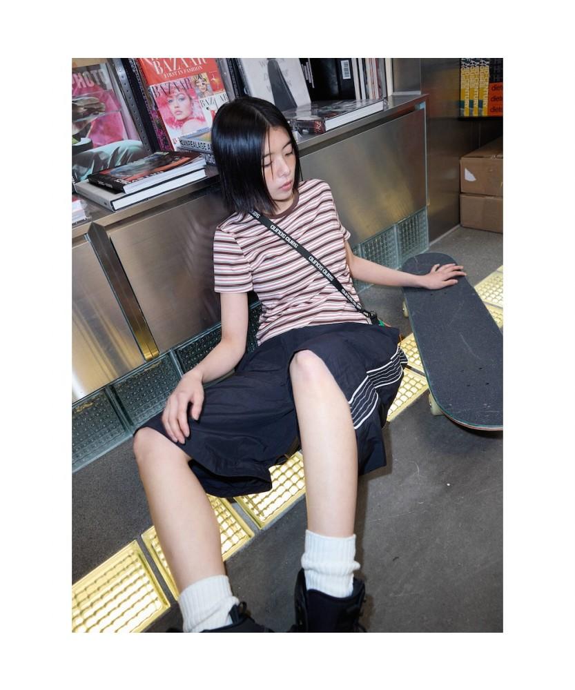 Saendeusaundeu (Women) Striped Short Sleeve T-Shirt Brown