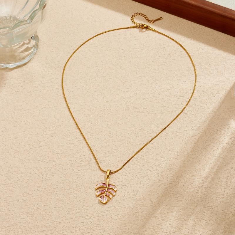 Gold Snake Bone Chain Necklace with Enamel Monstera Leaf Pendant for Women