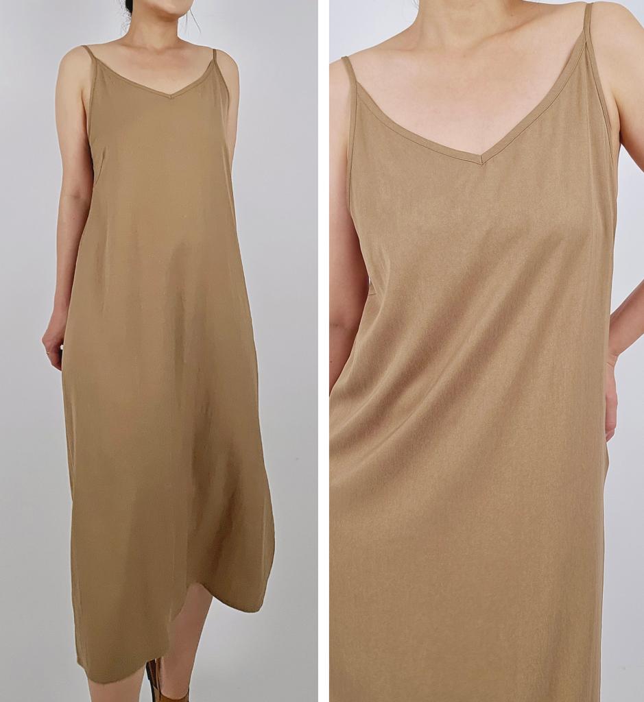 Ellichoi Mulberry Slip Dress [Olive]