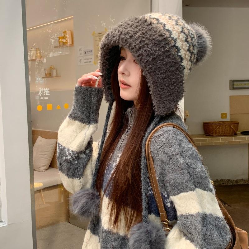 Autumn and winter new Fair Island knitted hat fashionable big head circumference fleece ear protector wool hat casual face small pullover hat