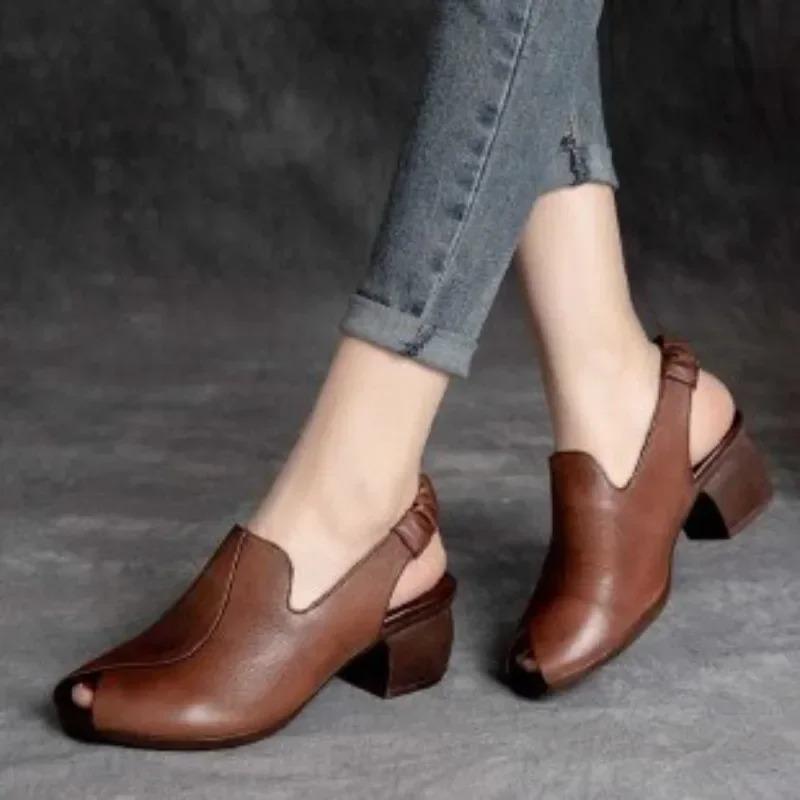 Fashion 2025 Hot Seller New Thick-heeled Soft Leather Outer Slippers Comfortable Versatile Mid-heeled Women Sandal Women Mother's Shoes