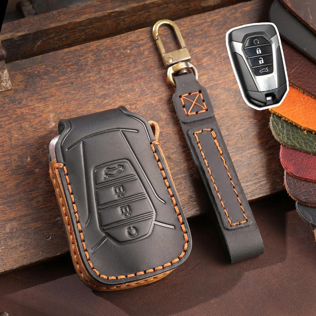 Leather Car Key Cover Keychain Holder Case Protector for For Isuzu D-MAX MUX Truck DMAX 2021 Smart Remtoe Accessories