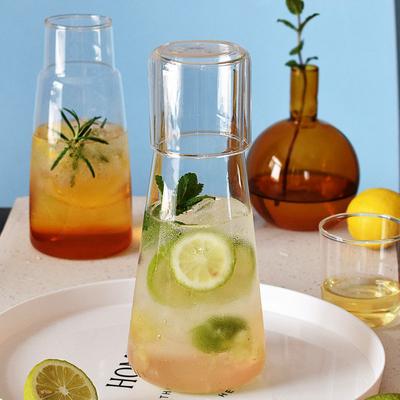 Sada průhledných karaf na vodu 750/850ml s hrnkem do nočního stolku v ložnici, noční karafa na vodu se sklem, se sadou šálků