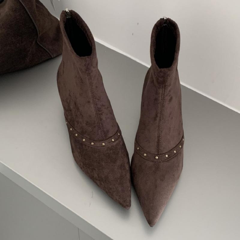 2025 autumn and winter new cross-rivet temperament high heel thin short boots women's pointed head thin heel rear zipper and bare boots