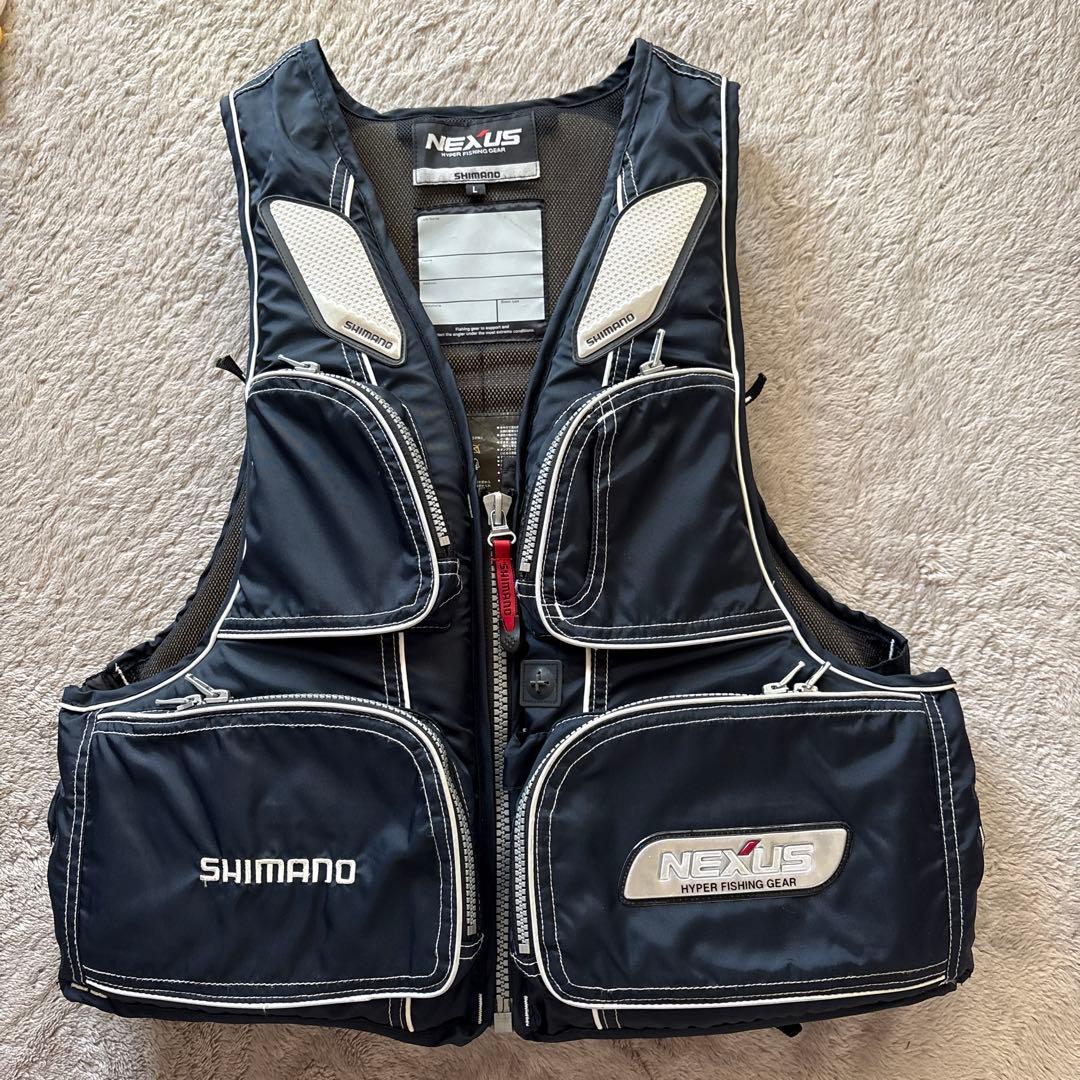 Used SHIMANO NEXUS fishing vest L size