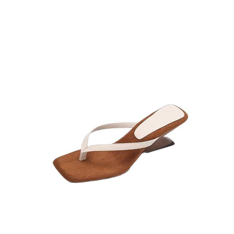

Fashion flip-flops temperament kitten heel cool slippers 2025 new summer large size square head high heels stiletto 35
