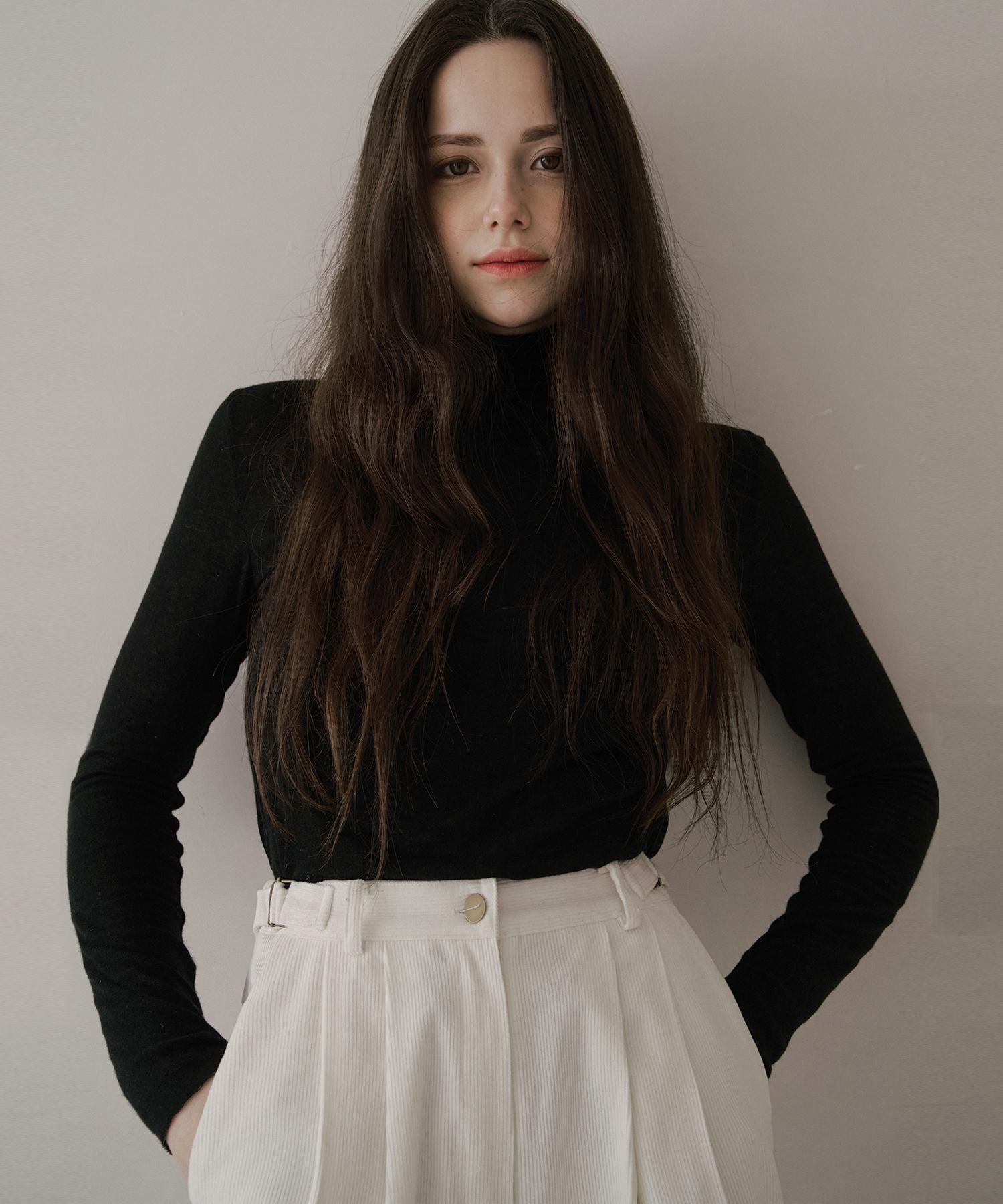 Belrma Wool Turtleneck [Black] Black/Free