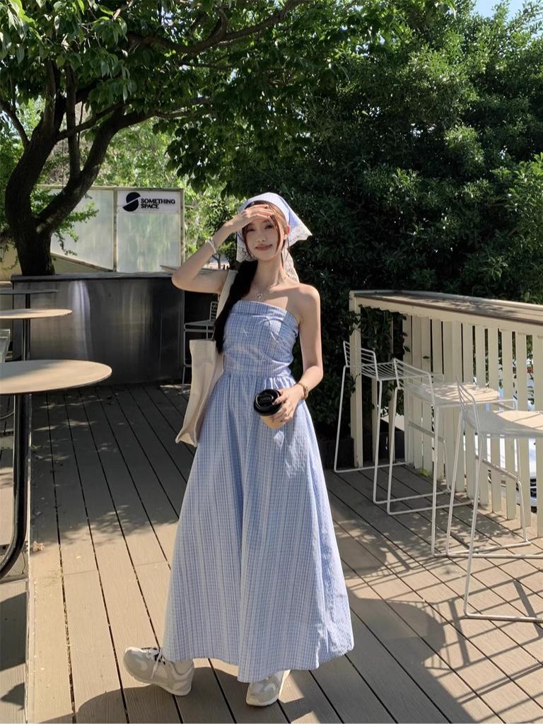 [Original practice] Blue plaid tube top suspender dress women's summer French feeling waist and thin skirt