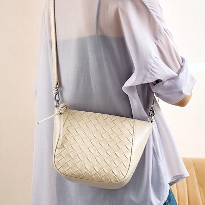 Guangzhou Luggage Fashion High Sense Shoulder Leather Messenger Bag, Woven Messenger Bag Women's Versatile Dumpling Bag