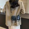 Simple Design Texture Solid Color 2025 Casual Summer New Fashion Popular Single Shoulder Crossbody Armpit Small Square Bag Women