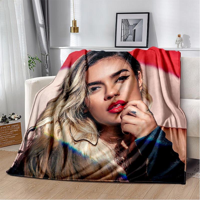 3D Baskı Karol G Singer HD Battaniye, Yumuşak Atmak Battaniye Ev Yatak Odası Yatak Kanepe Piknik Seyahat Ofis Dinlenme Kapak Battaniye Çocuklar için