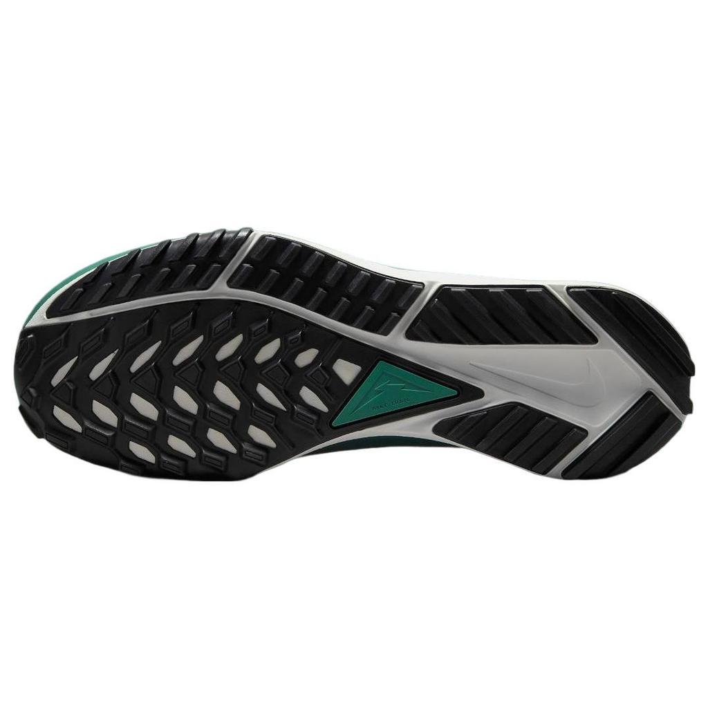 Nike React Pegasus Trail 4 GORE-TEX Light Bone Cargo Khaki Herren Sneaker Weiß Summit-White Bicoastal FB2193-001