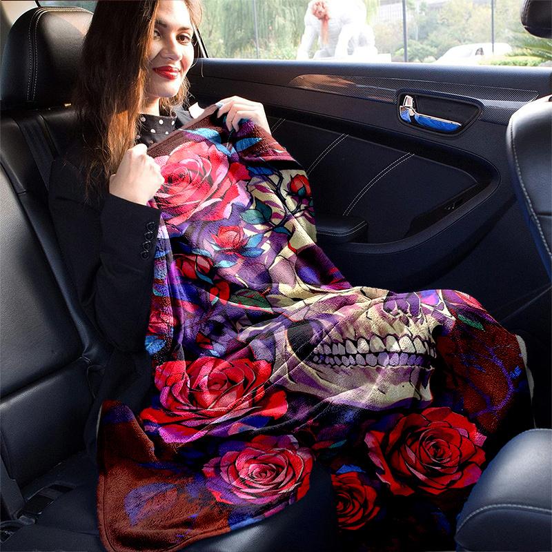 1pc Skull and Roses Cartoon Blanket  Soft Throw for Room Decor, Perfect Gift for Friend, Living Room, Travel, Camping, Car Blankets