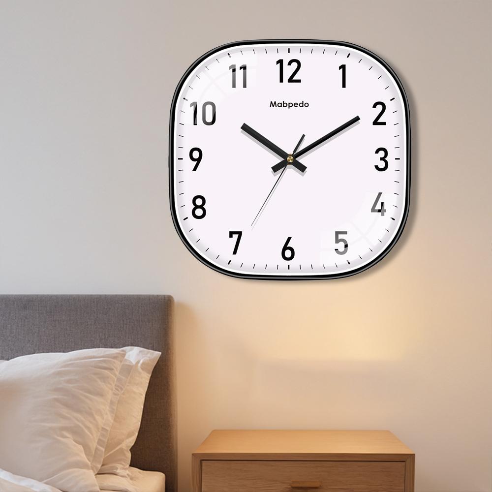 Quadratische Quarz-Wanduhr Elegantes Zifferblatt Klare Schwarze Digitale Moderne Wohnzimmer Heimdekoration Einfacher Stil