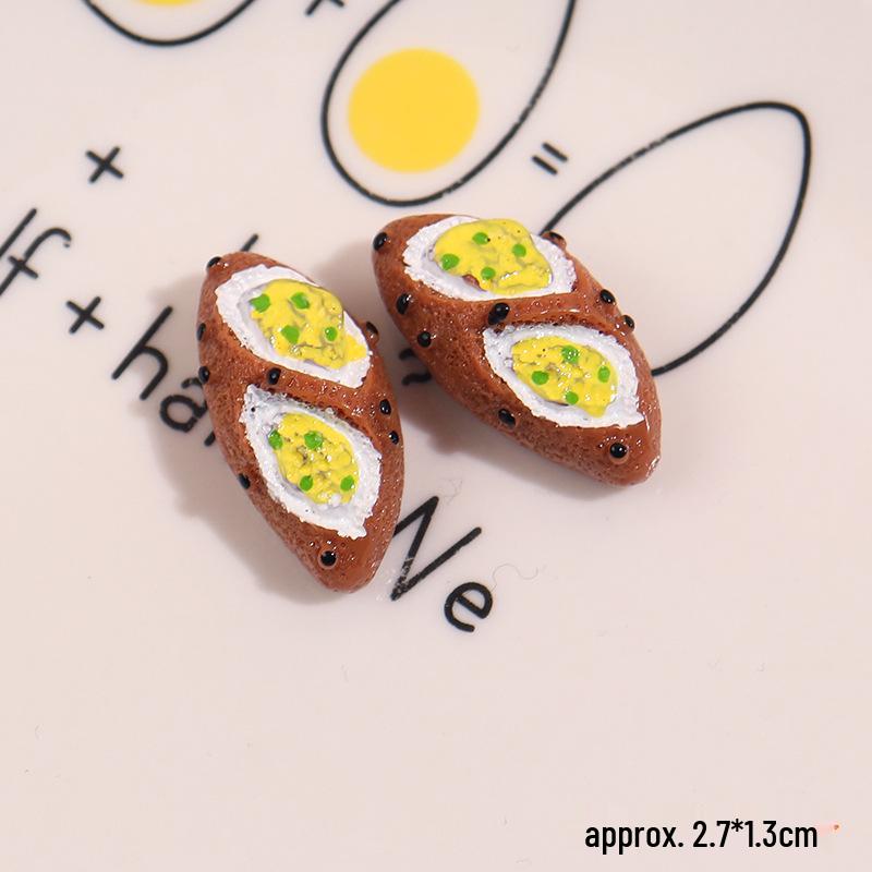 Miniature Cream Bread Simulation Toy Cake: DIY Resin Accessories for Children's Pretend Play and Handmade Projects.