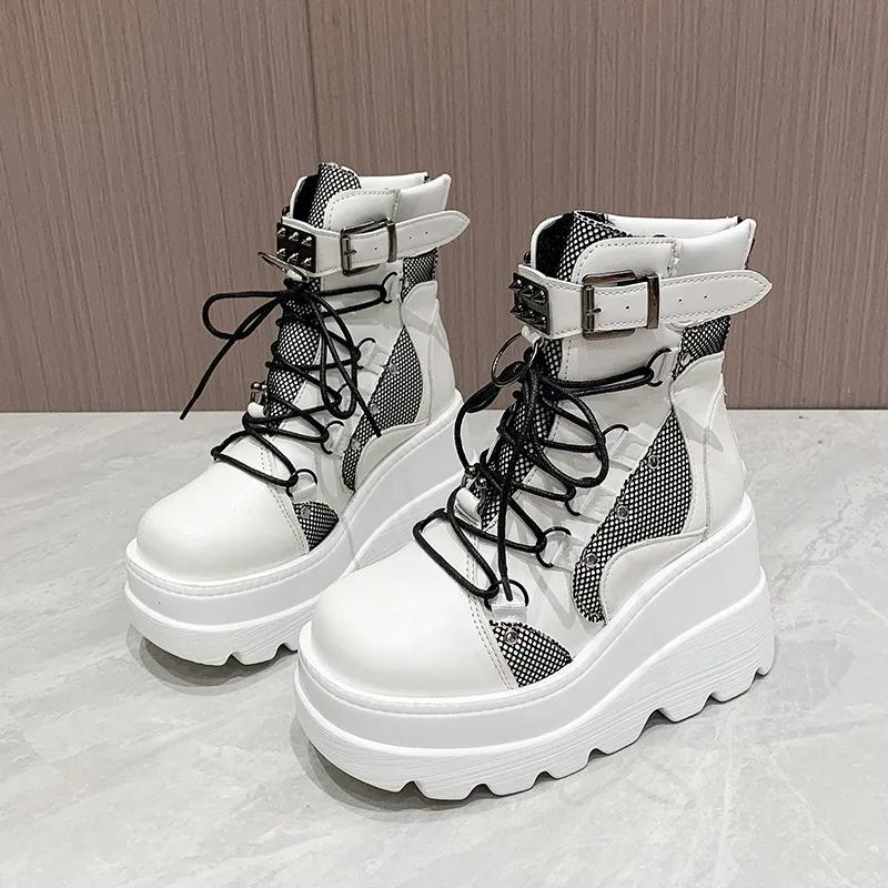 Cosplayer Gothic Motocyklowe Buty 2024 Nowa Platforma Gruby Wysoki Obcas Botki Damskie Fajne Koturny Punk Kobieta Czarne Buty Damskie