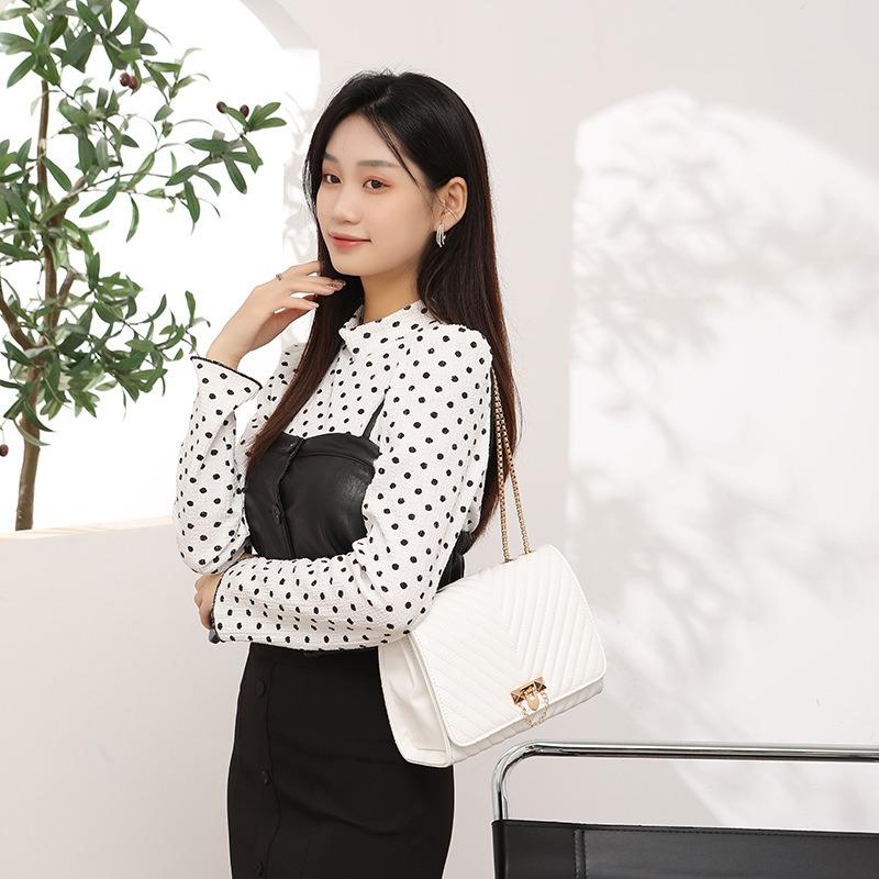 Women's bag new fashion simple small bag women's fashion trendy chain oblique span small square bag embroidery thread shoulder women's bag