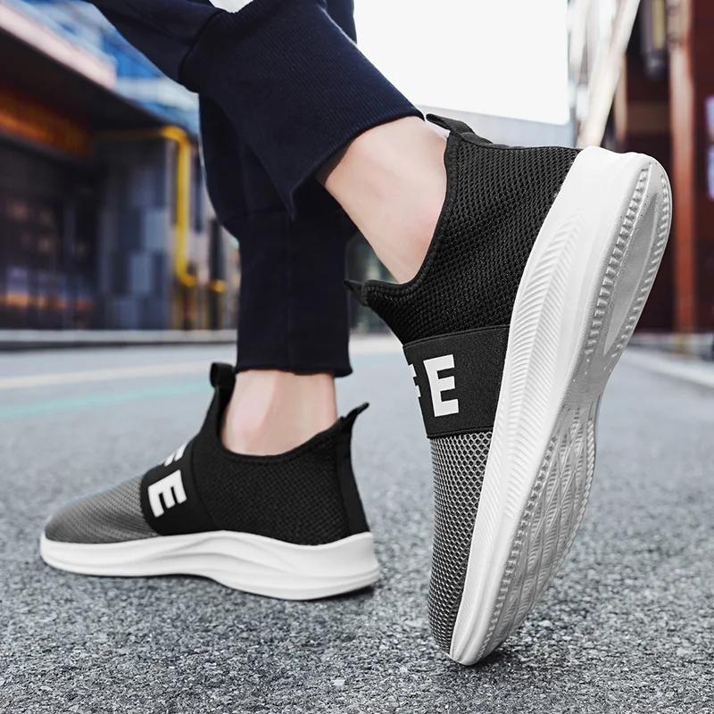 MAEDEF Nuove Scarpe Casual da Uomo Sneakers Traspiranti di Alta Qualità Comode Scarpe da Passeggio per Esterno Estive Slip-On Scarpa da Uomo in Rete