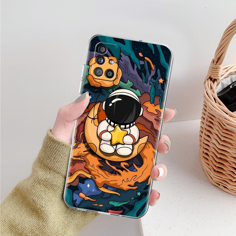 Case For Samsung A15 A13 A35 A55 A51 A71 A41 A31 A21S A03S A05 A17 A23 A25 A33 A53 A73 5G A07 4G Cover Space Astronaut Cartoon