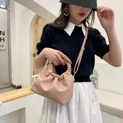 Korean Version of Personalized Bag Popular Women's Bag 2025 Summer New Trendy Fashion Fairy Messenger Bag Temperament Pleated Handbag