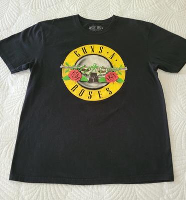 Guns 'n Roses T Shirt, Men's L, Black with Classic Logo, Band, Concert Unisex T-Shirt